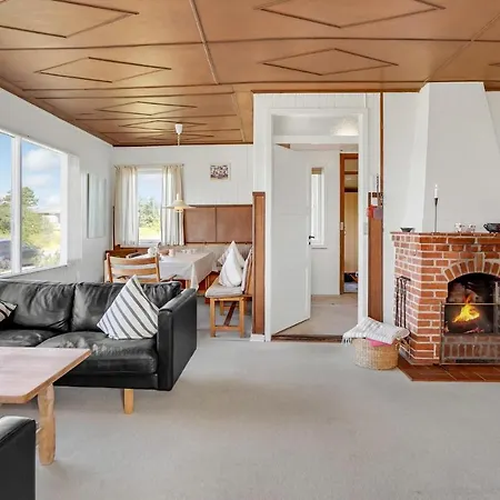 Three-bedroom With A Fireplace In *