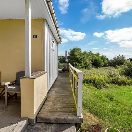 Holiday home Gorgeous In Romo With Kitchen